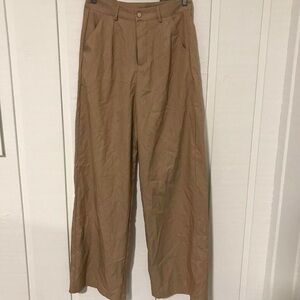 Wide leg trousers / dress pants